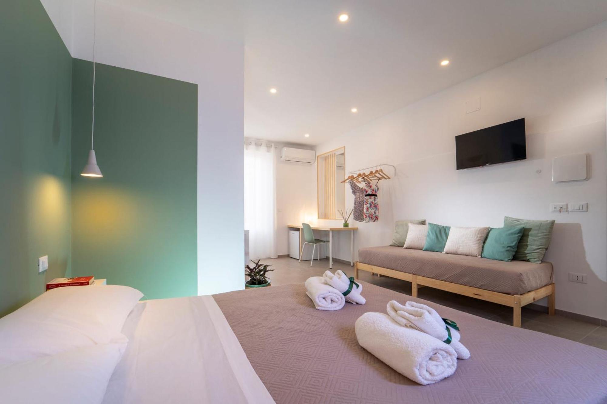 Mameri Central Rooms Castellammare del Golfo Exterior photo